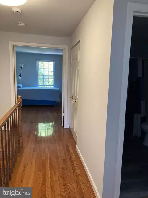 Entry Way - 2232 Wimbledon Cir, Silver Spring, MD 20906 photo 10 of 12