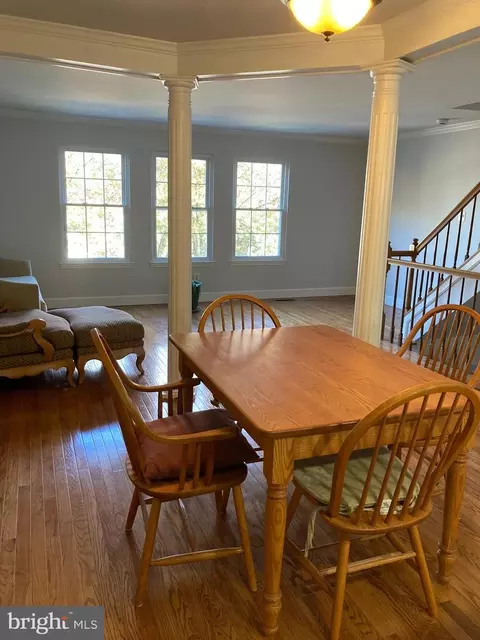 Dining - 2232 Wimbledon Cir, Silver Spring, MD 20906 photo 2 of 2