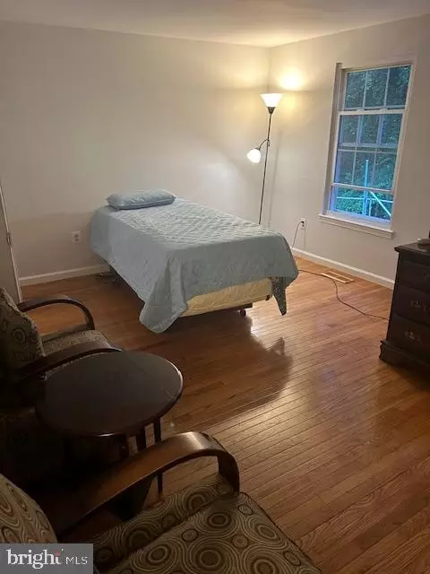 Bedroom - 2232 Wimbledon Cir, Silver Spring, MD 20906 photo 1 of 6