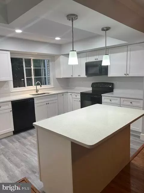 Kitchen - 2232 Wimbledon Cir, Silver Spring, MD 20906 photo 1 of 7