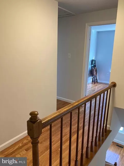 Entry Way - 2232 Wimbledon Cir, Silver Spring, MD 20906 photo 11 of 12
