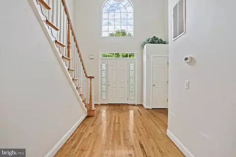 15601 Thompson Rd, Silver Spring, MD 20905 photo 5