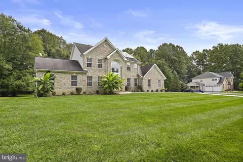 15601 Thompson Rd, Silver Spring, MD 20905