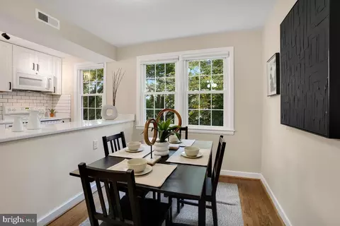 Dining - 2211 Washington Ave #301, Silver Spring, MD 20910 photo 2 of 4