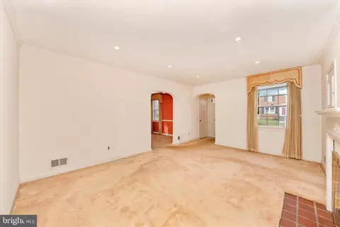 200 Baden St, Silver Spring, MD 20901 photo 4
