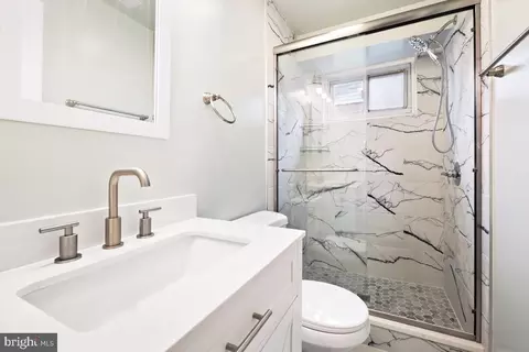 807 Lowander Ln, Silver Spring, MD 20901 photo 35