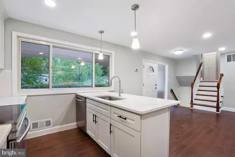 807 Lowander Ln, Silver Spring, MD 20901 photo 16