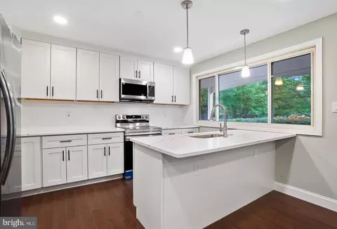 807 Lowander Ln, Silver Spring, MD 20901 photo 13
