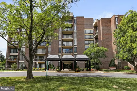 9900 Georgia Ave #27-708, Silver Spring, MD 20902