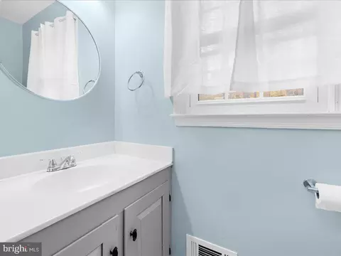 1936 Chapel Hill Rd, Silver Spring, MD 20906 photo 31