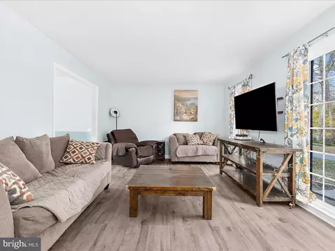 1936 Chapel Hill Rd, Silver Spring, MD 20906 photo 5