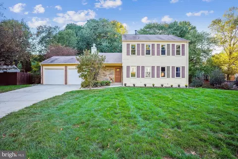 17052 Briardale Rd, Rockville, MD 20855