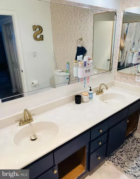 13703 Modrad Way #9-B-11, Silver Spring, MD 20904 photo 11
