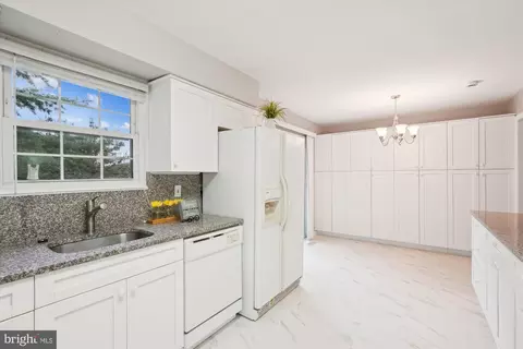 13131 Broadmore Rd, Silver Spring, MD 20904 photo 14