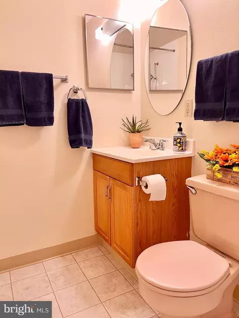 3618 Gleneagles Dr #7-1G, Silver Spring, MD 20906 photo 8