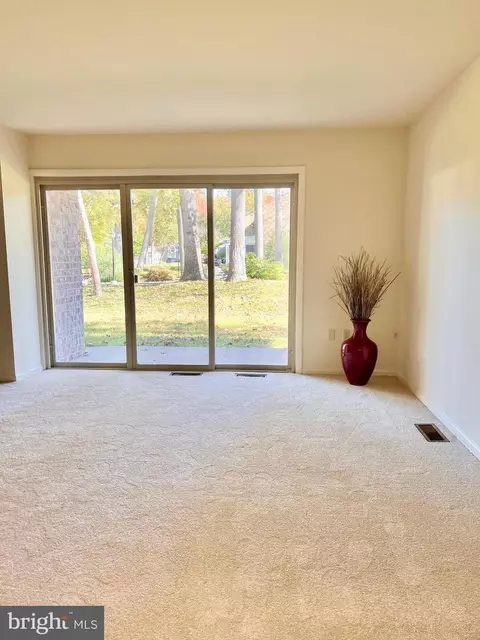 3618 Gleneagles Dr #7-1G, Silver Spring, MD 20906 photo 2