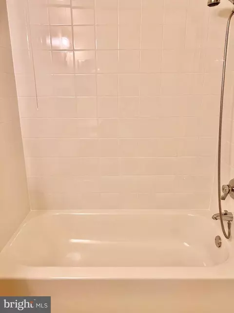 3618 Gleneagles Dr #7-1G, Silver Spring, MD 20906 photo 9