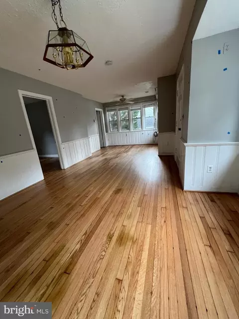 10011 Brunett Ave, Silver Spring, MD 20901 photo 2