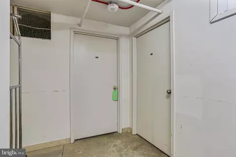 Entry Way - 15101 Interlachen Dr #1-504, Silver Spring, MD 20906 photo 2 of 3