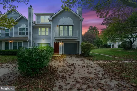 27 Bronco Ct #287, Germantown, MD 20874