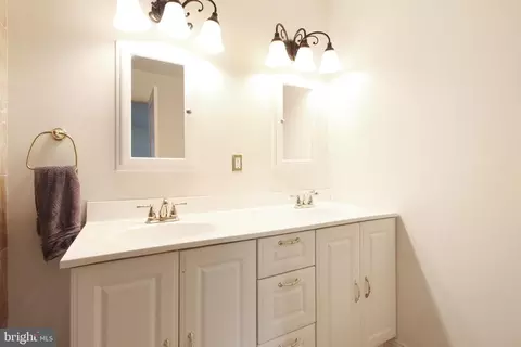 9509 Wire Ave, Silver Spring, MD 20901 photo 20
