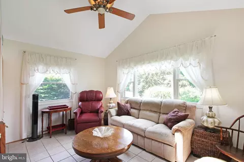 9509 Wire Ave, Silver Spring, MD 20901 photo 16