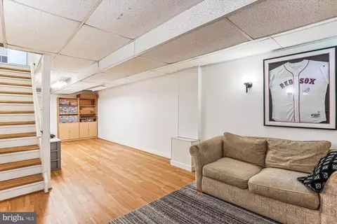 9013 Paddock Ln, Potomac, MD 20854 photo 38