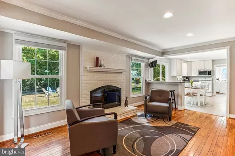 9013 Paddock Ln, Potomac, MD 20854 photo 18