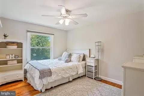 9013 Paddock Ln, Potomac, MD 20854 photo 30