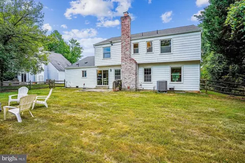 9013 Paddock Ln, Potomac, MD 20854 photo 41