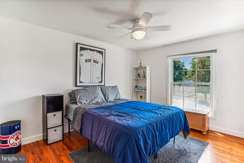 9013 Paddock Ln, Potomac, MD 20854 photo 35
