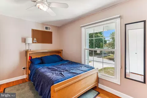 9013 Paddock Ln, Potomac, MD 20854 photo 28