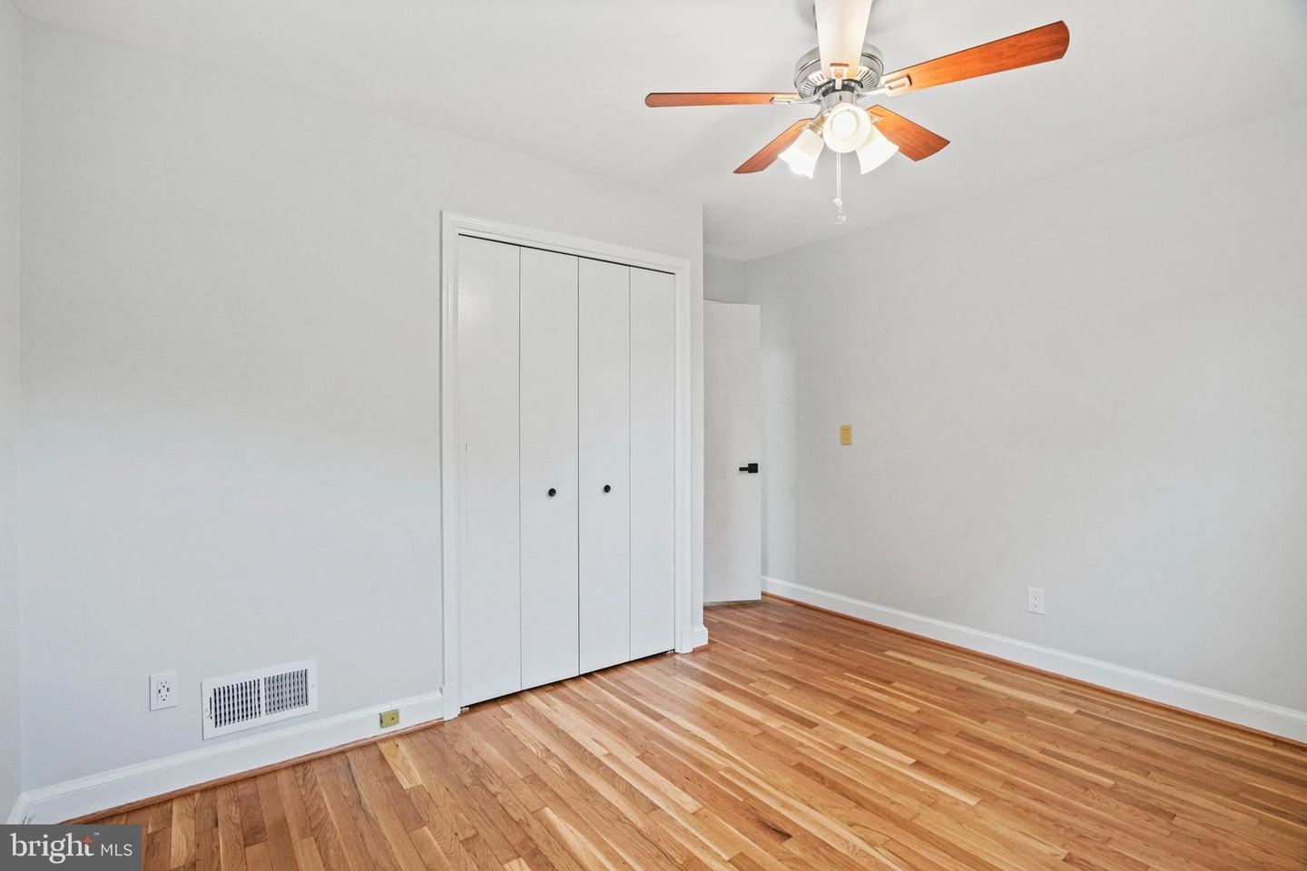 Bedroom - 805 Guilford St, Silver Spring, MD 20901 photo 2 of 7