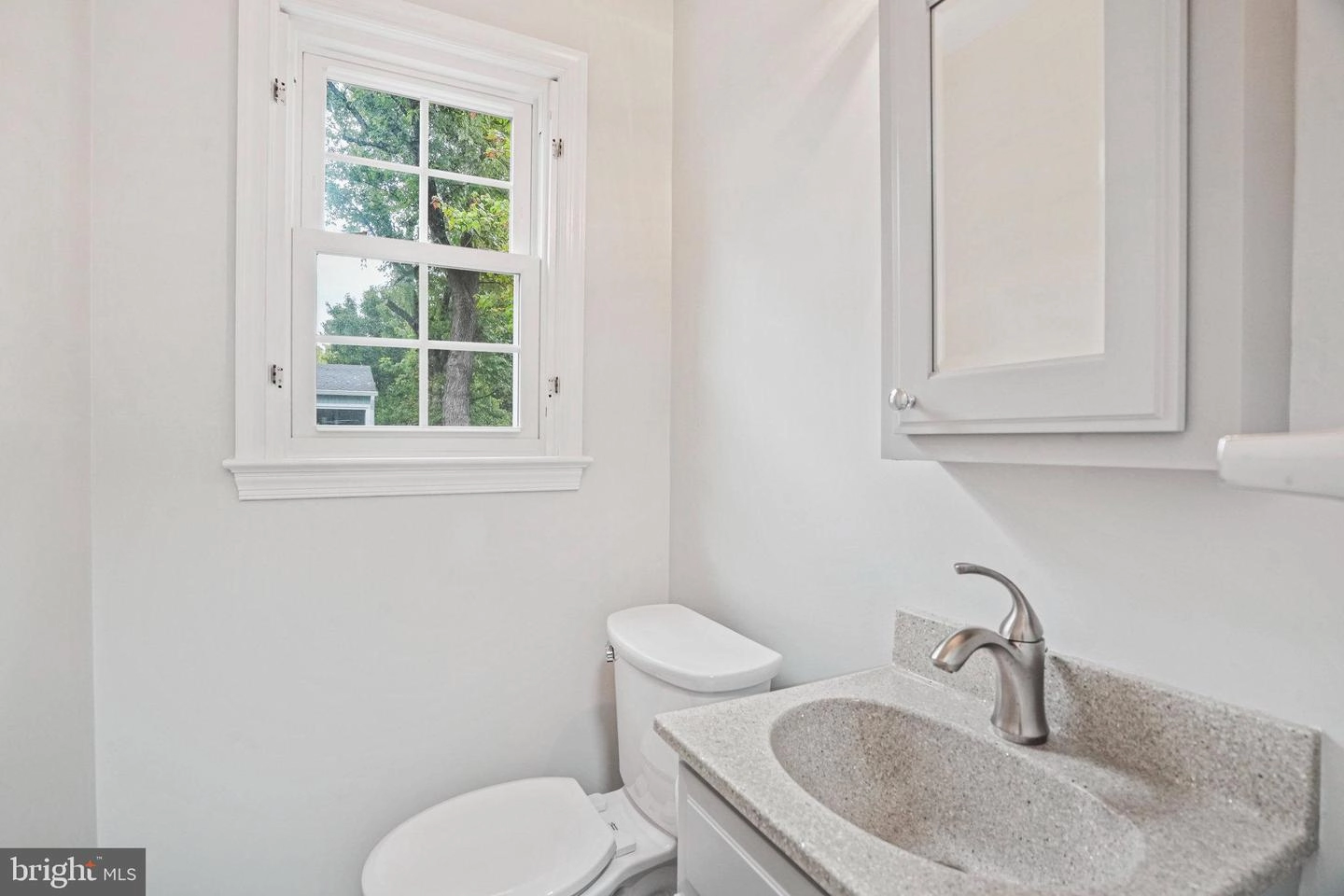 Bath - 805 Guilford St, Silver Spring, MD 20901 photo 1 of 9