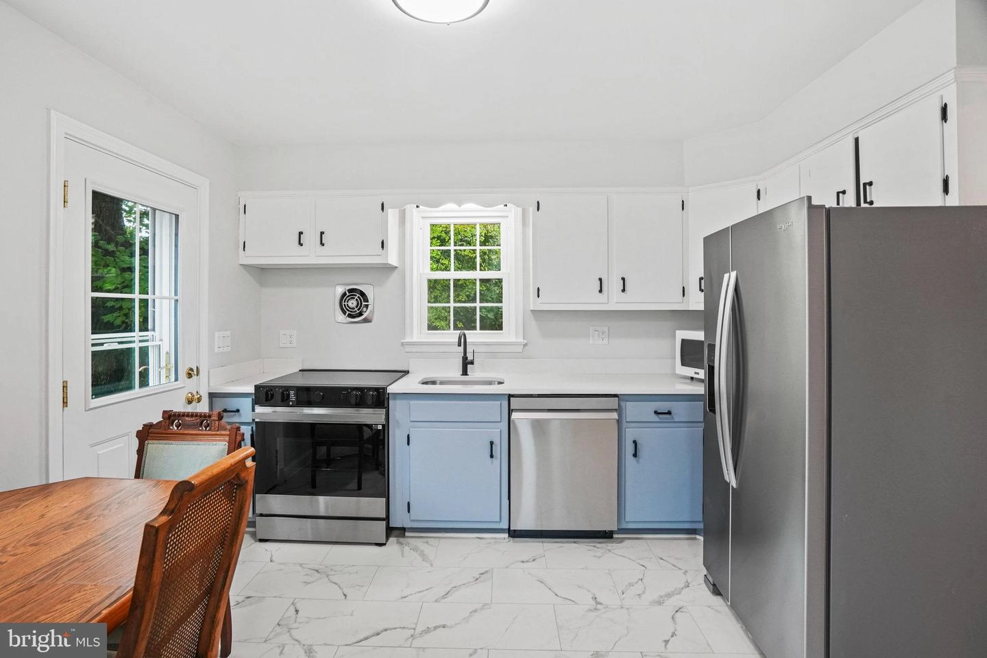 Kitchen - 805 Guilford St, Silver Spring, MD 20901 photo 3 of 3