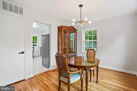 Dining - 805 Guilford St, Silver Spring, MD 20901 photo 1 of 2