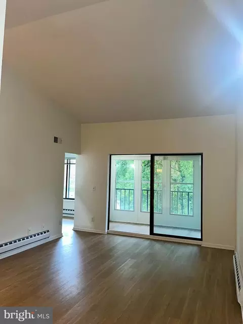 15301 Beaverbrook Ct #92-3C, Silver Spring, MD 20906 photo 4