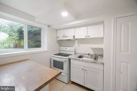Kitchen - 11508 Channing Dr, Silver Spring, MD 20902 photo 5 of 6