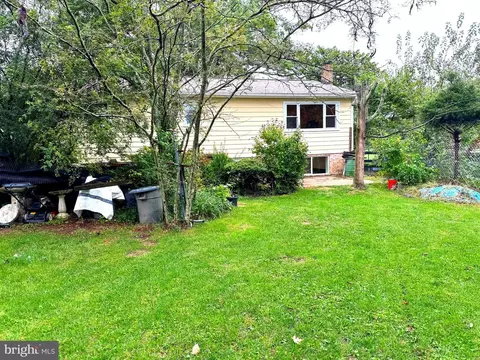 Exterior - 11508 Channing Dr, Silver Spring, MD 20902 photo 6 of 13