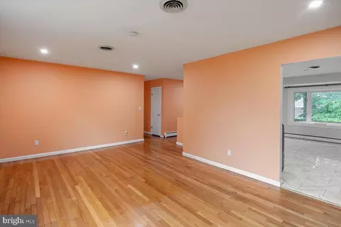 Living - 11508 Channing Dr, Silver Spring, MD 20902 photo 4 of 11