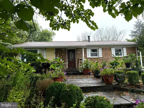 Exterior - 11508 Channing Dr, Silver Spring, MD 20902 photo 2 of 13