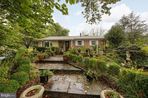 Exterior - 11508 Channing Dr, Silver Spring, MD 20902 photo 13 of 13