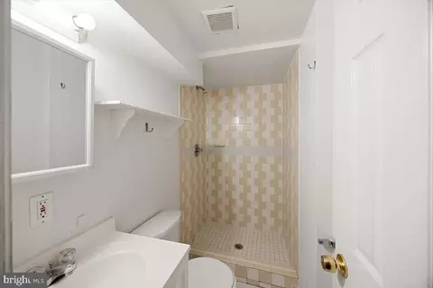 Bath - 11508 Channing Dr, Silver Spring, MD 20902 photo 6 of 6