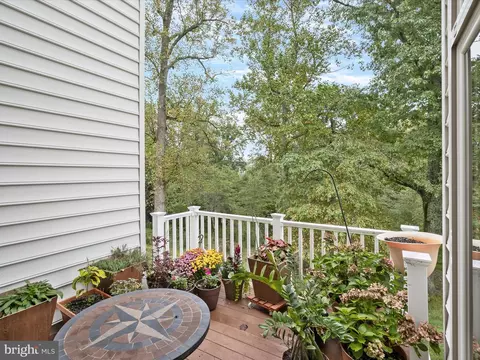 Exterior - 1504 Rabbit Hollow Pl, Silver Spring, MD 20906 photo 5 of 16