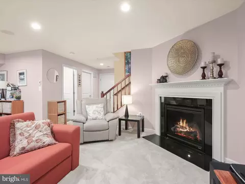 Living - 1504 Rabbit Hollow Pl, Silver Spring, MD 20906 photo 9 of 9