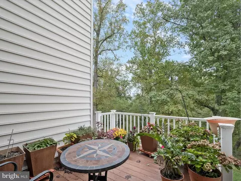 Exterior - 1504 Rabbit Hollow Pl, Silver Spring, MD 20906 photo 7 of 16