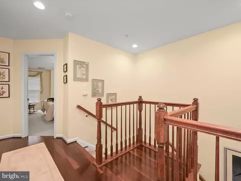 Entry Way - 1504 Rabbit Hollow Pl, Silver Spring, MD 20906 photo 2 of 2
