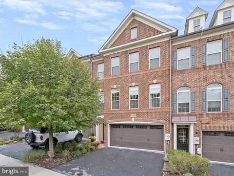 Exterior - 1504 Rabbit Hollow Pl, Silver Spring, MD 20906 photo 2 of 16