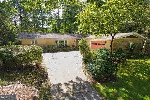 17531 Shenandoah Ct, Ashton, MD 20861
