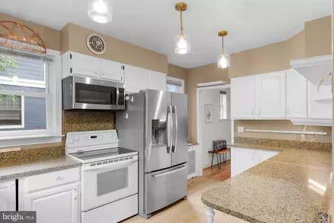 1917 Locust Grove Rd, Silver Spring, MD 20910 photo 12